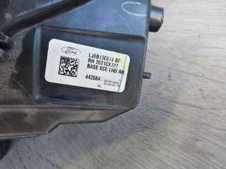 Farol Direito Ford Mustang Mach-e LJ8B13E014BF