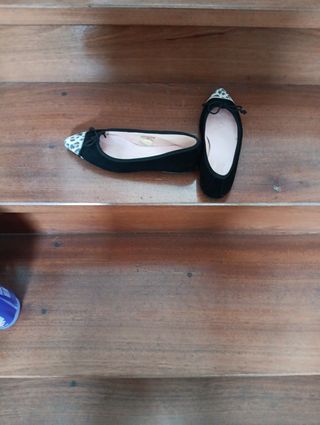 Bailarinas negras de ante .