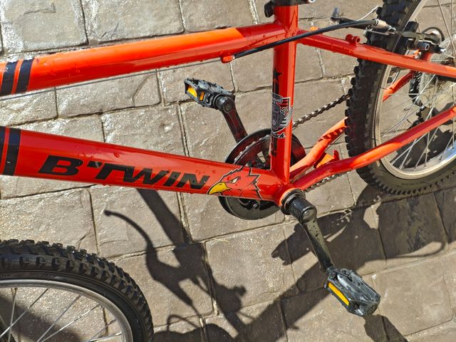 Bicicleta Btwin Roja Niña/Niño con marchas