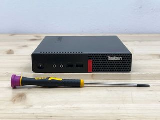 Lenovo ThinkCentre M910q Tiny PC