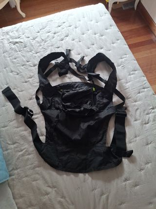 Mochila portabebés Boba ligera plegable