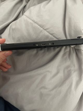 Nintendo Switch OLED bianco e nero