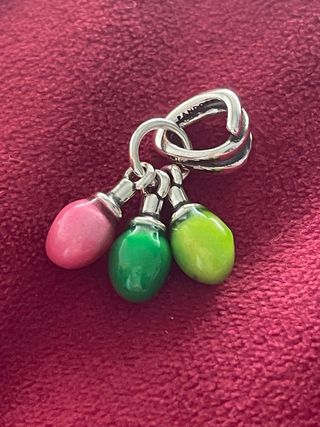 Charm Corre Stranger Things
