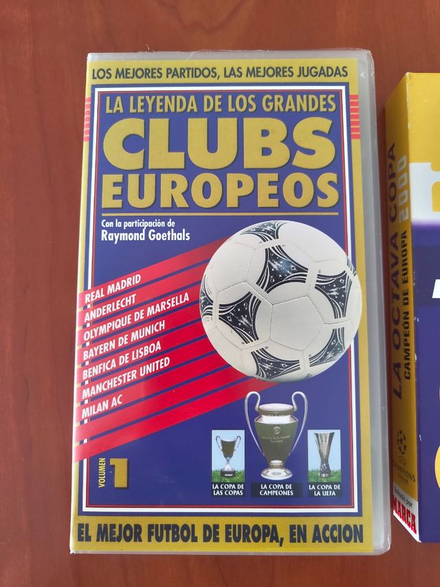 3 VHS de Fútbol
1 nuevo y 2 usados