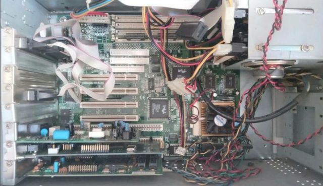 PC Retro Intel Beige/95