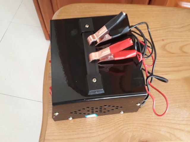 Cargador Batería Inteligente Coche Moto Camión 400