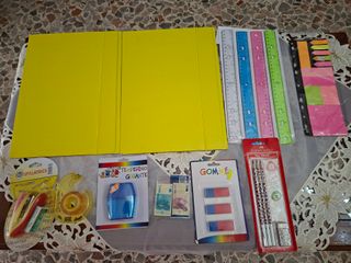 Set cancelleria scuola/ufficio: righelli, gomme,