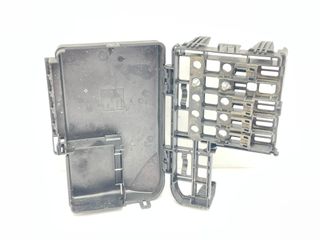 1718442 Tapa Caja Fusibles de Opel Corsa D