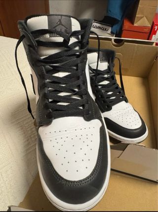 Nike Air Jordan 1 Mid SE 