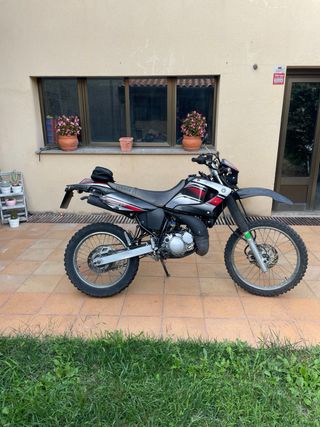 Yamaha DT 125