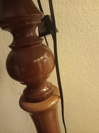 Lámpara de pie vintage madera