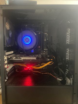 PC Gaming Negro con RGB