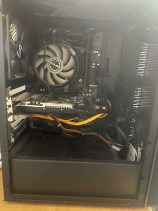 PC Gaming Negro con RGB