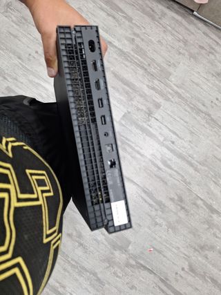Xbox One X Microsoft Negra