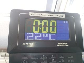 Bici estática BH con monitor