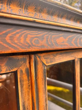 Antigua Vitrina de Madera y Puertas de Cristal