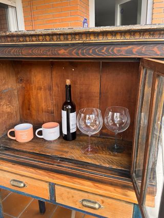 Antigua Vitrina de Madera y Puertas de Cristal