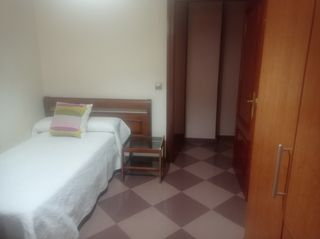 Alquilo molía habitación para estudiantes