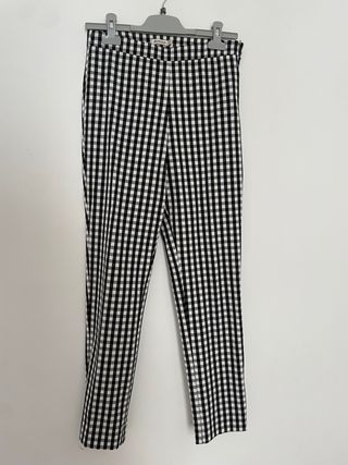 Pantalón recto cuadros Stradivarius