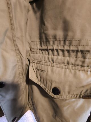 Chaqueta Barbour Impermeable entretiempo elegante