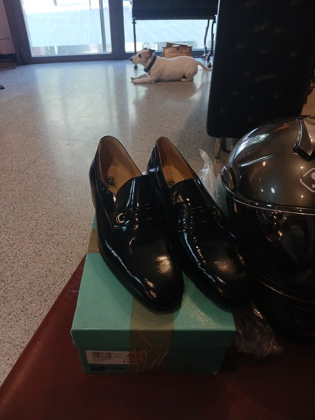 Zapatos italianos negros talla 43