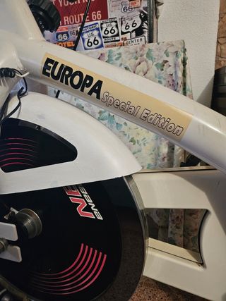Bicicleta Estática Spinning Blanca