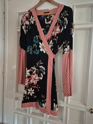Kimono Sisley