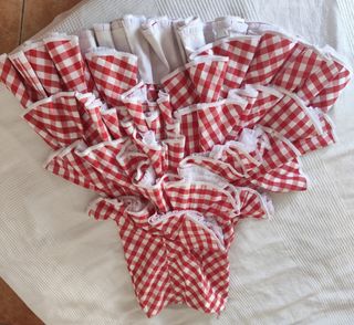 Traje de Sevillana rojo y blanco