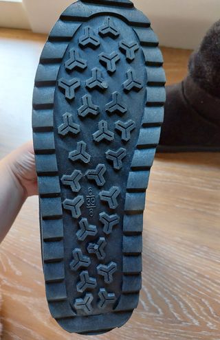 Botas de invierno estilo UGG negras
