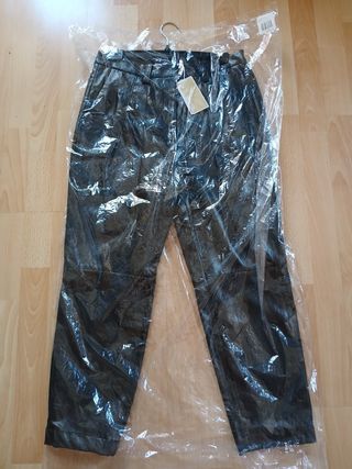 Pantalones Michael Kors, sin estrenar.
