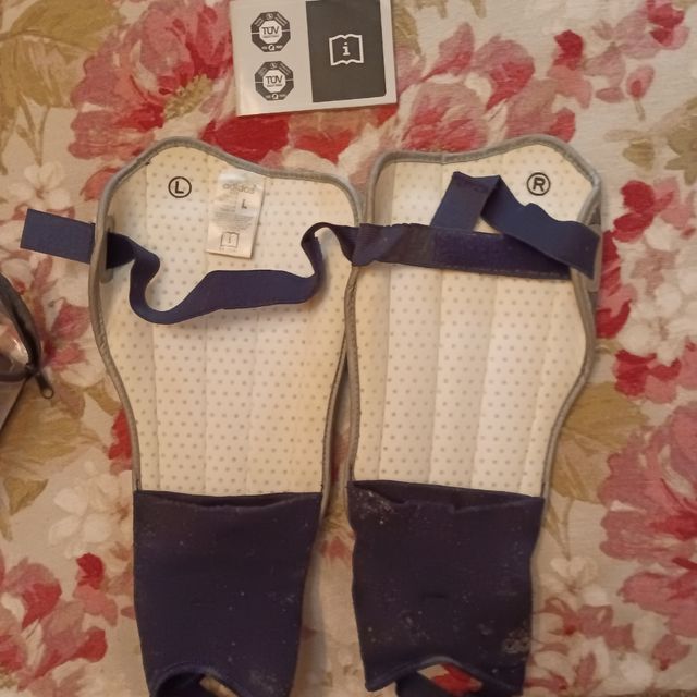 Espinilleras de fútbol Adidas