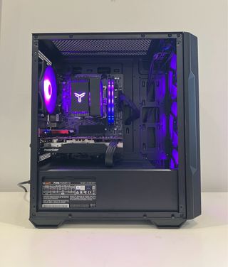 ÚLTIMA UNIDAD | PC GAMING RYZEN 5 RX 6600