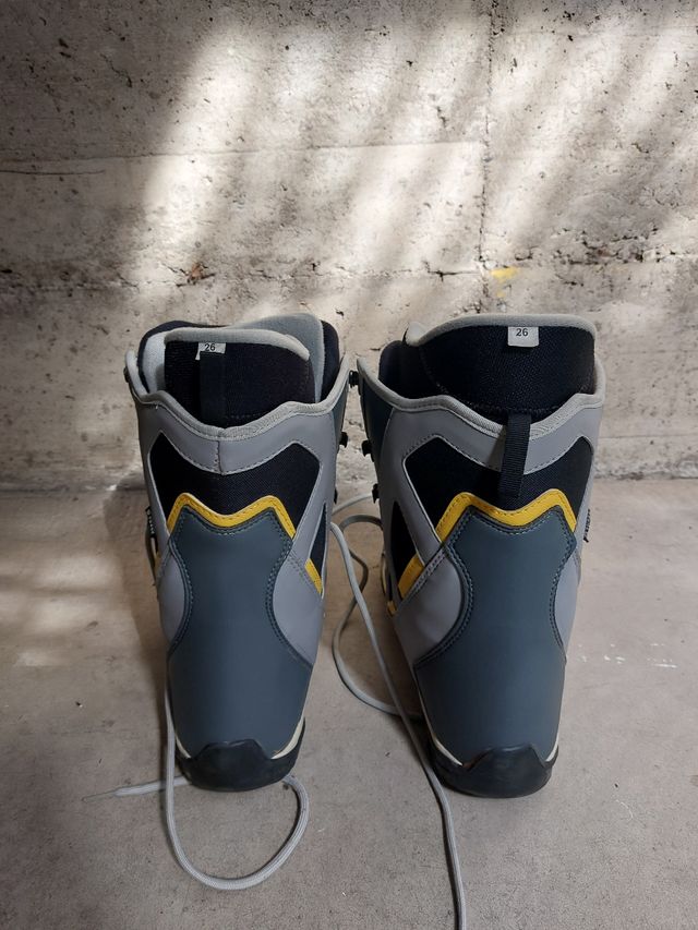 Scarponi Snowboard O-Three Tg. 26