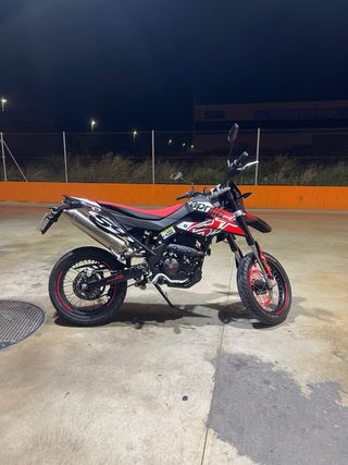 Moto Aprilia SX125