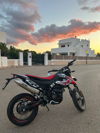 Moto Aprilia SX125