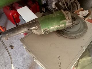 Radial Hitachi
