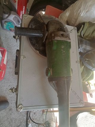 Radial Hitachi
