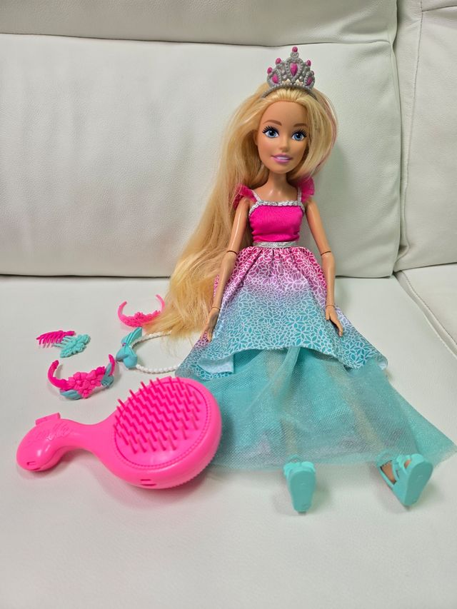 Barbie Dreamtopia Grande con Accesorios 