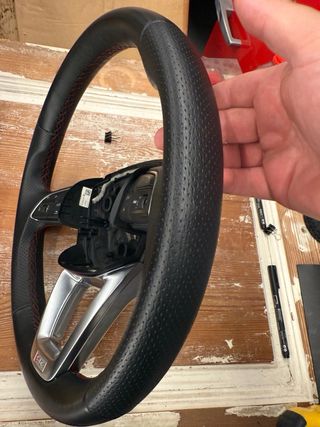Volante Audi SQ7 2018 original.