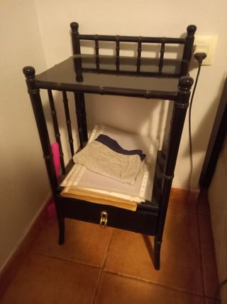 Mesita de noche