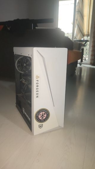 PC Gaming Nfortec menos de 1 año de uso