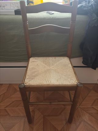 Silla de mimbre marca no se sabe