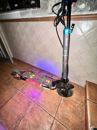 Smartgyro Rockway tuneado rosa