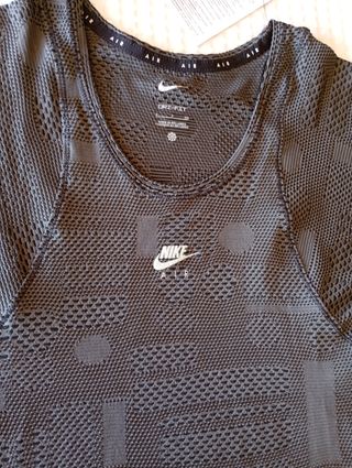 Camiseta Nike Air Dri-Fit Talla S Verde Oliva