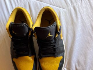 Zapatillas Nike Air Jordan 1 Retro Amarillo Negro