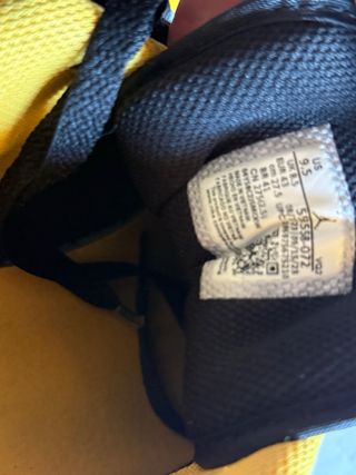 Zapatillas Nike Air Jordan 1 Retro Amarillo Negro