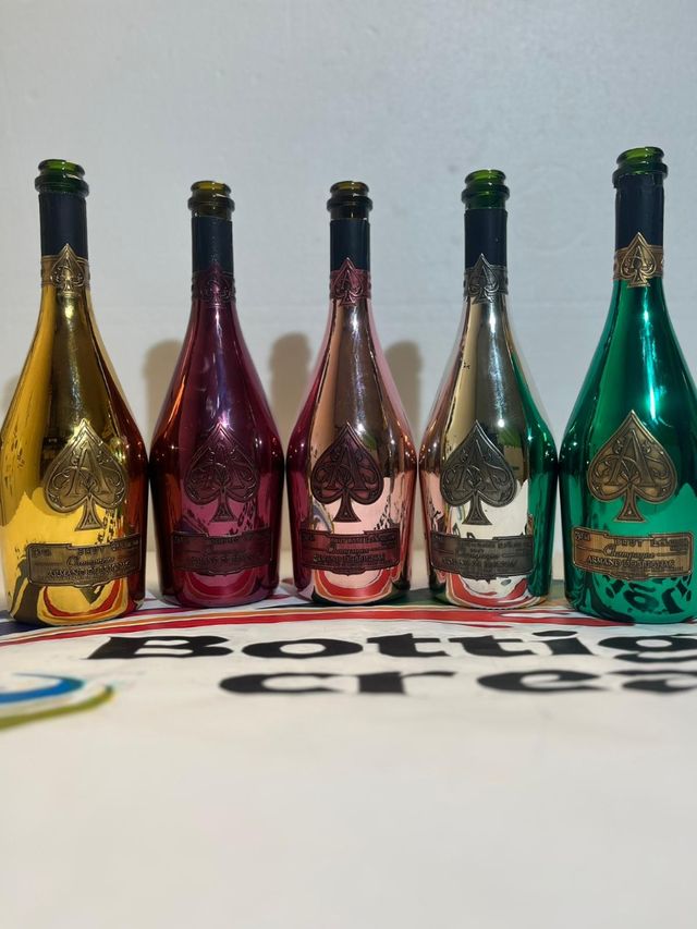 Bottiglia vuota Armand de Brignac Botella vacìa