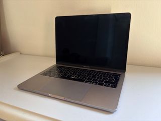 MacBook Pro 2018 i7 16GB 512GB Gris Espacial