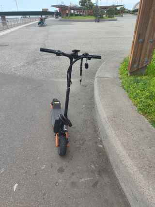 Patinete eléctrico en buen estado