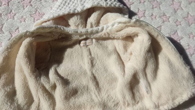 Chaqueta niña acolchada con capucha